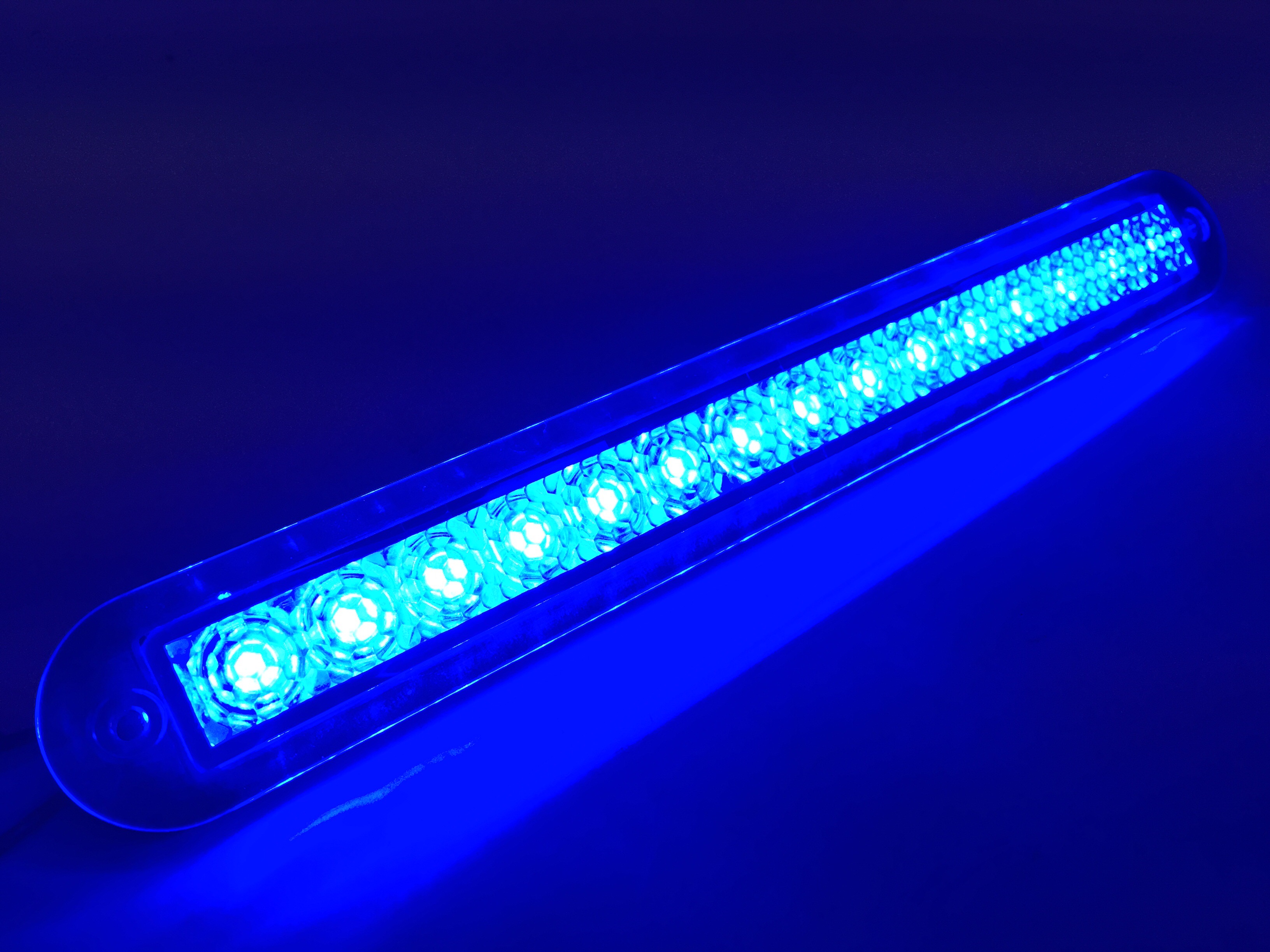 MARINE BOAT BLUE LED STRIP LIGHT 23LM FLUSH MOUNT 12V 3W IP67 